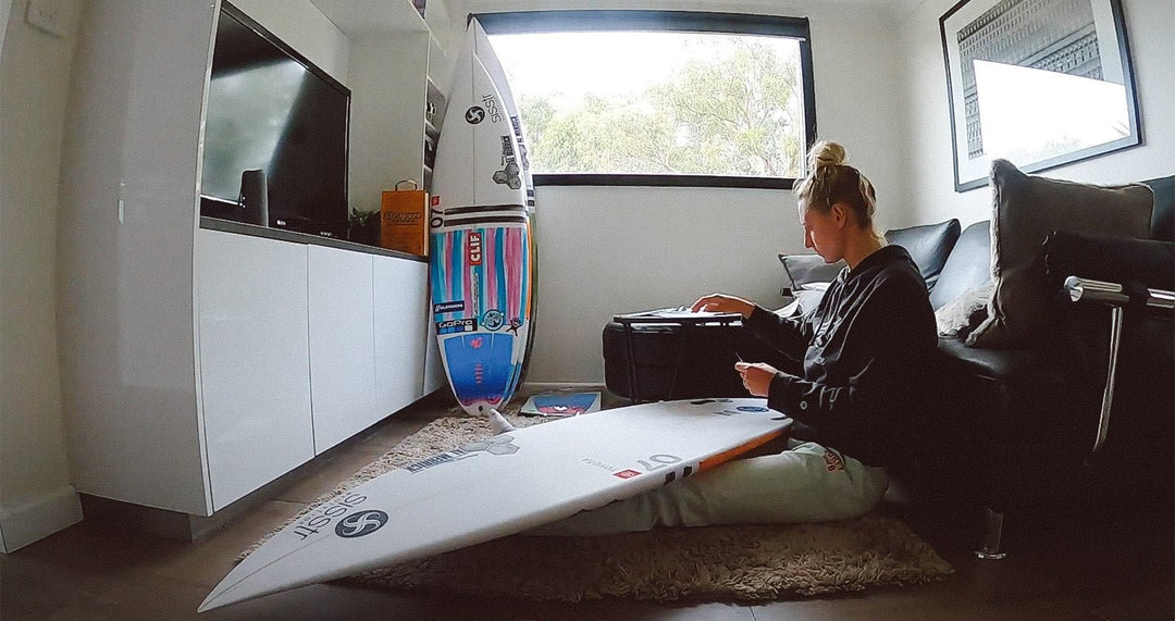 CHECKING IN W/ LAKEY PETERSON - Sisstrevolution