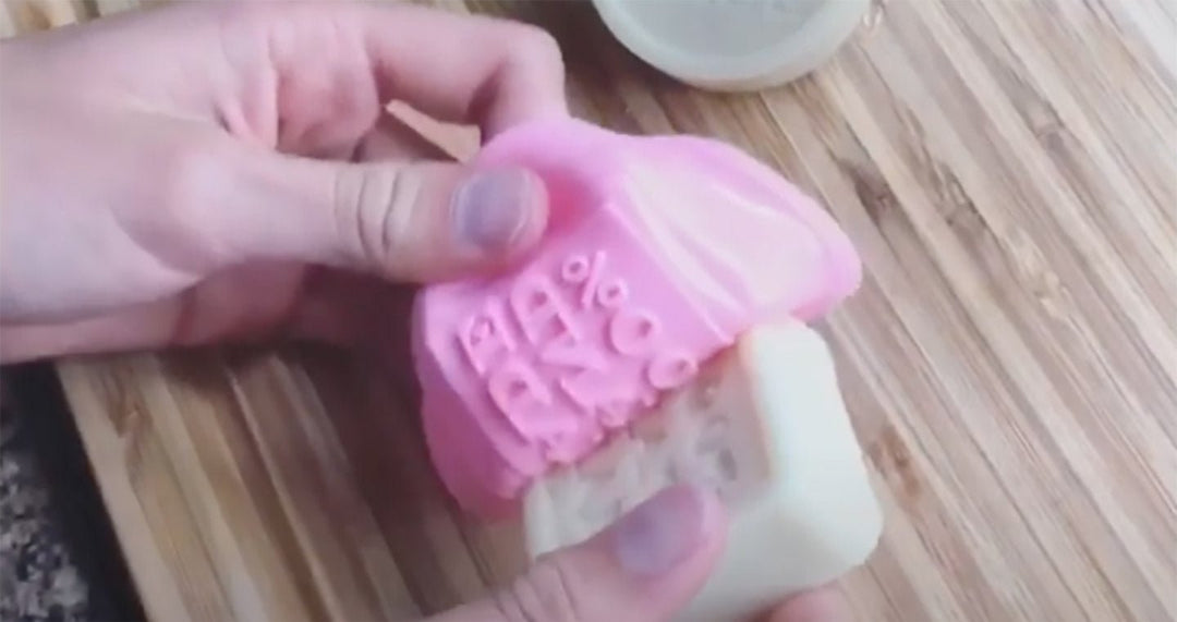 Handmade Surf Wax with Indie Hoffman - Sisstrevolution