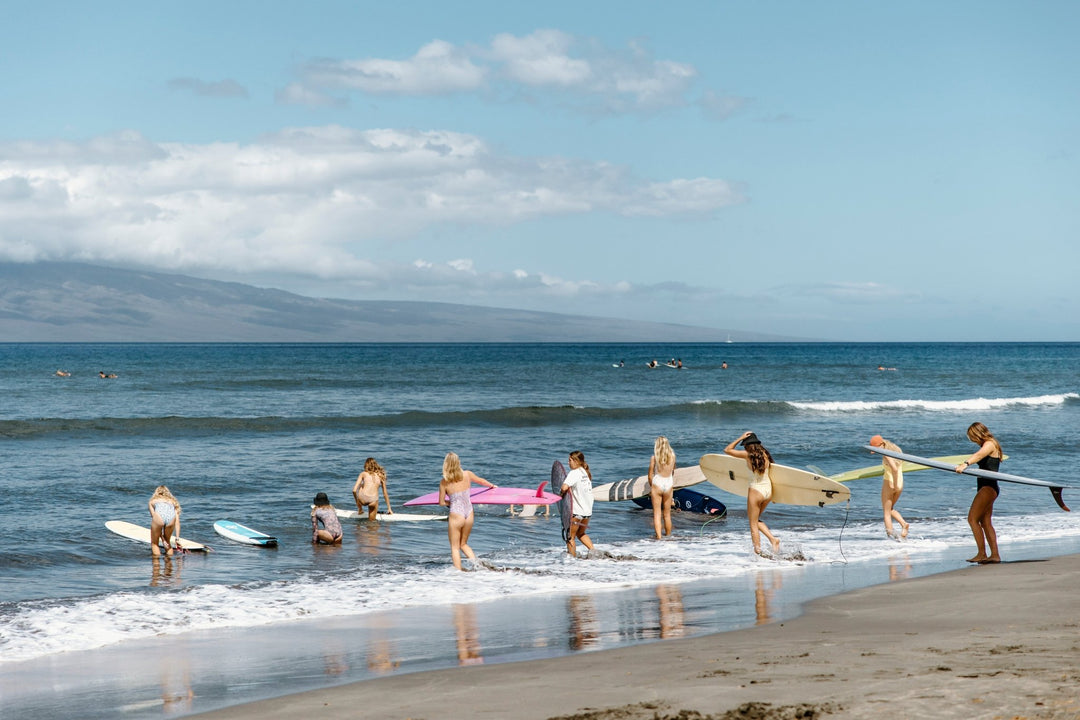 Maui Sisstr Surf Day - Sisstrevolution