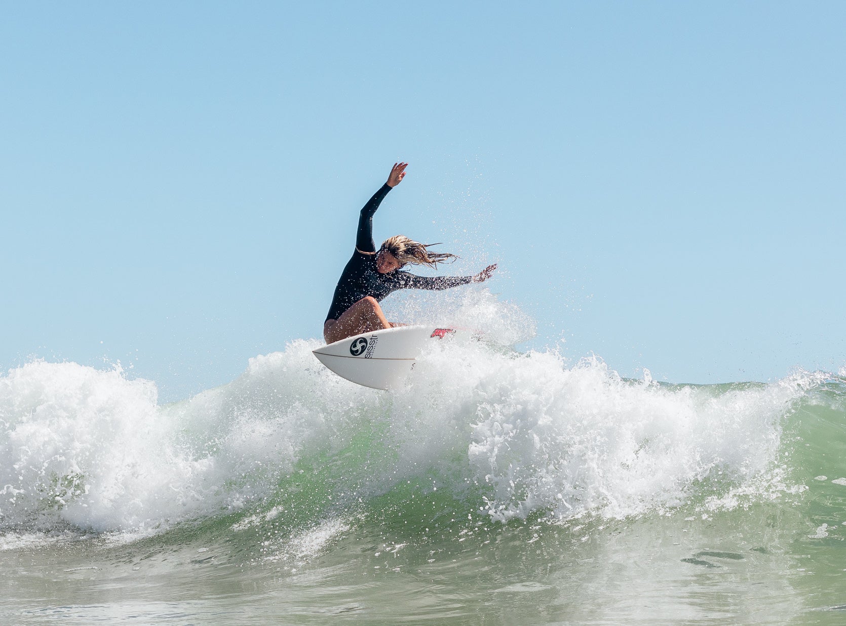 SAWYER LINDBLAD - Sisstrevolution