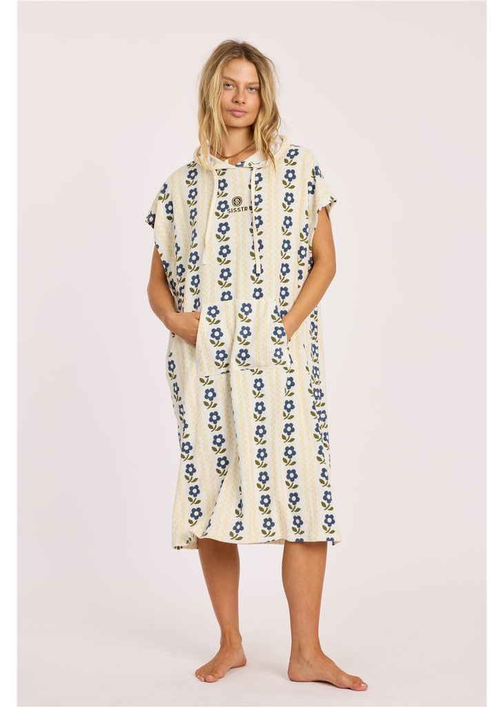 Charlie Hooded Towel - Beach Towel with Hood – Sisstrevolution