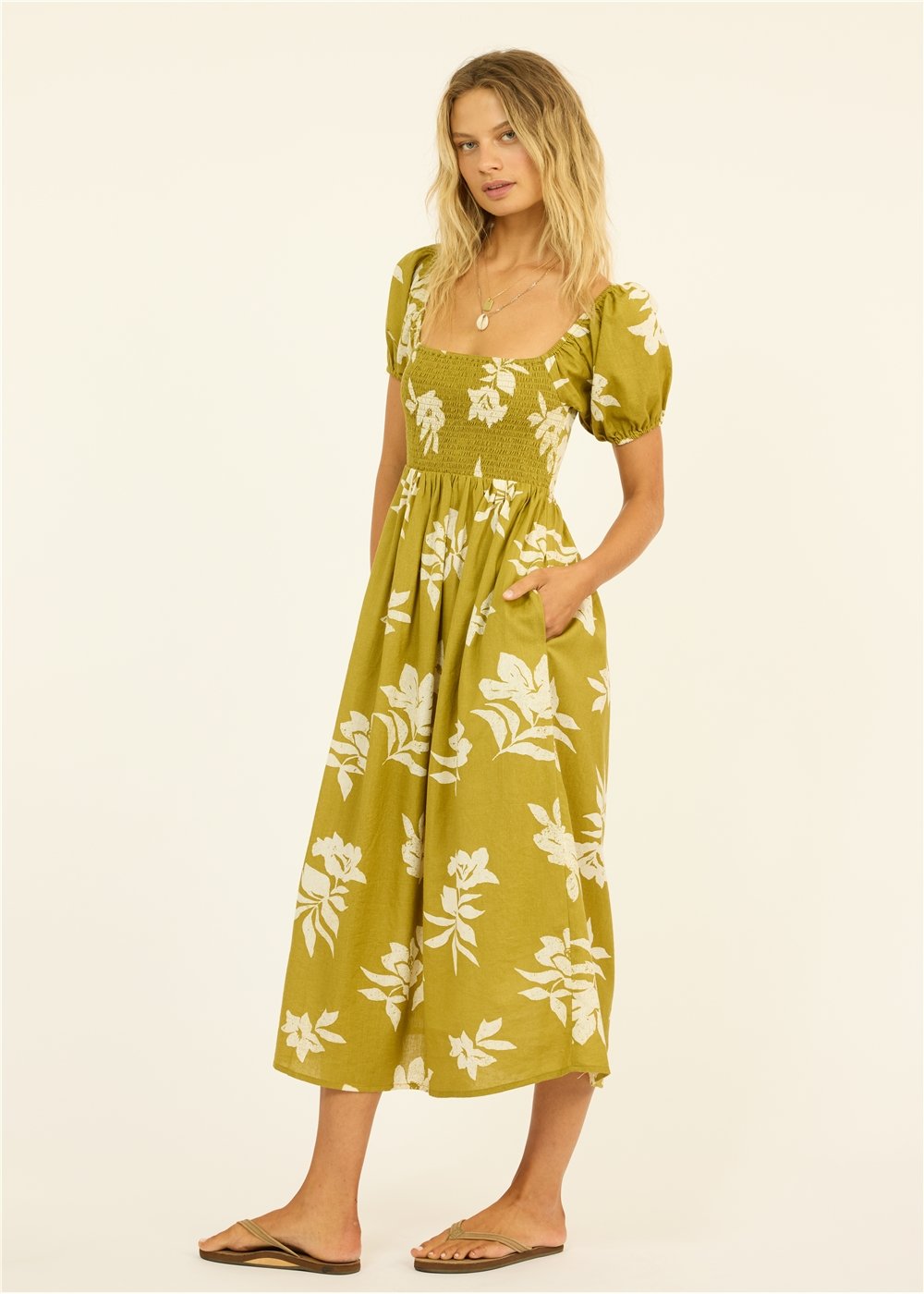 Moss Amor Woven Midi Dress