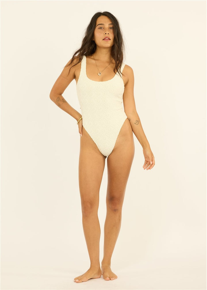 Waves One Piece